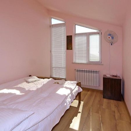 Commune Hotel Garni ภายนอก รูปภาพ