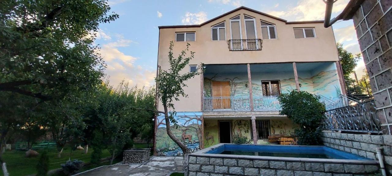 Commune Hotel Garni ภายนอก รูปภาพ