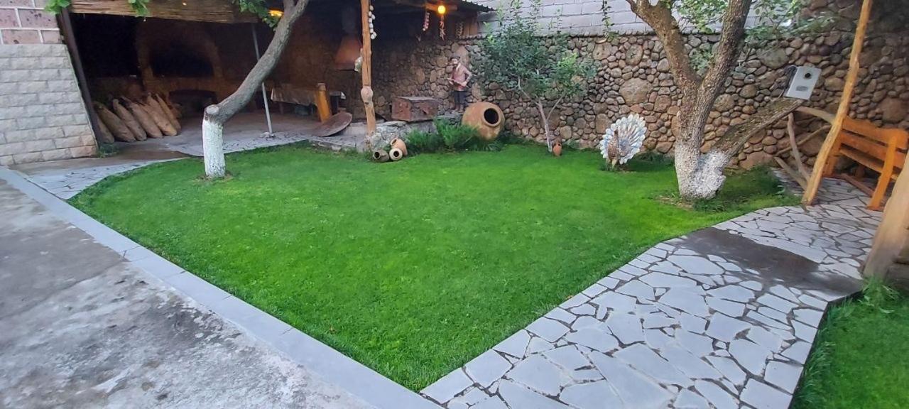Commune Hotel Garni ภายนอก รูปภาพ