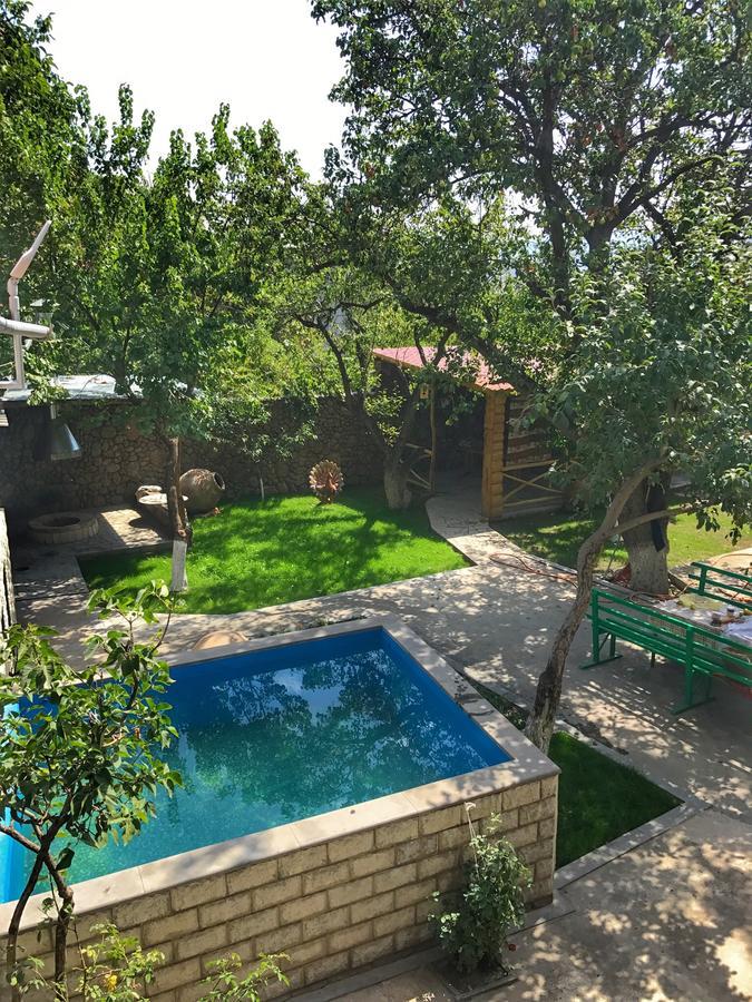 Commune Hotel Garni ภายนอก รูปภาพ