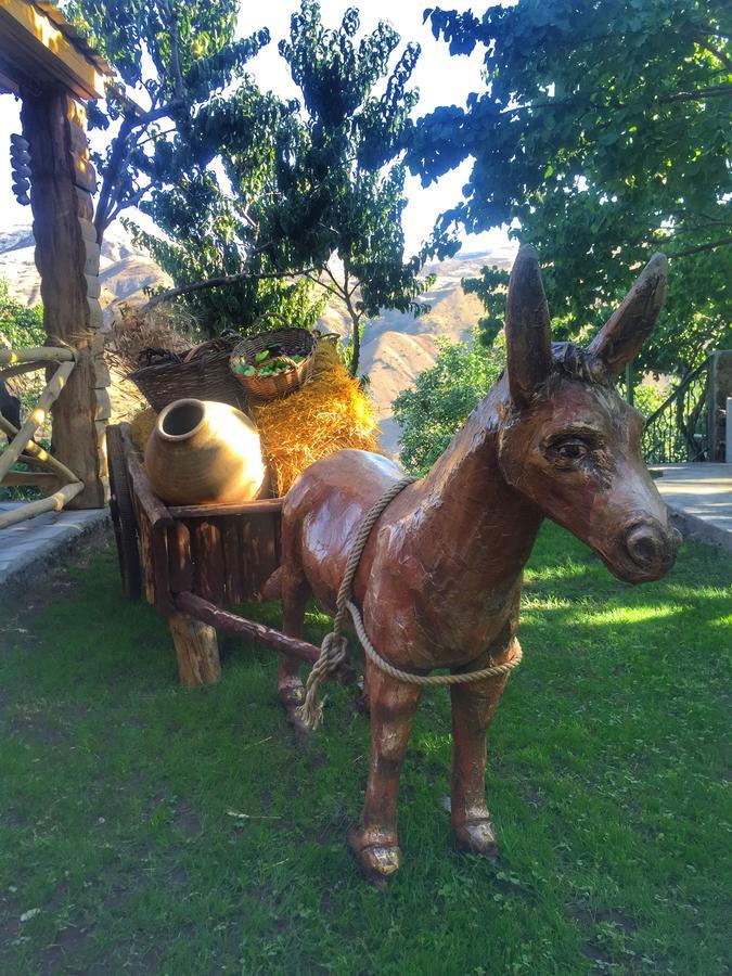 Commune Hotel Garni ภายนอก รูปภาพ