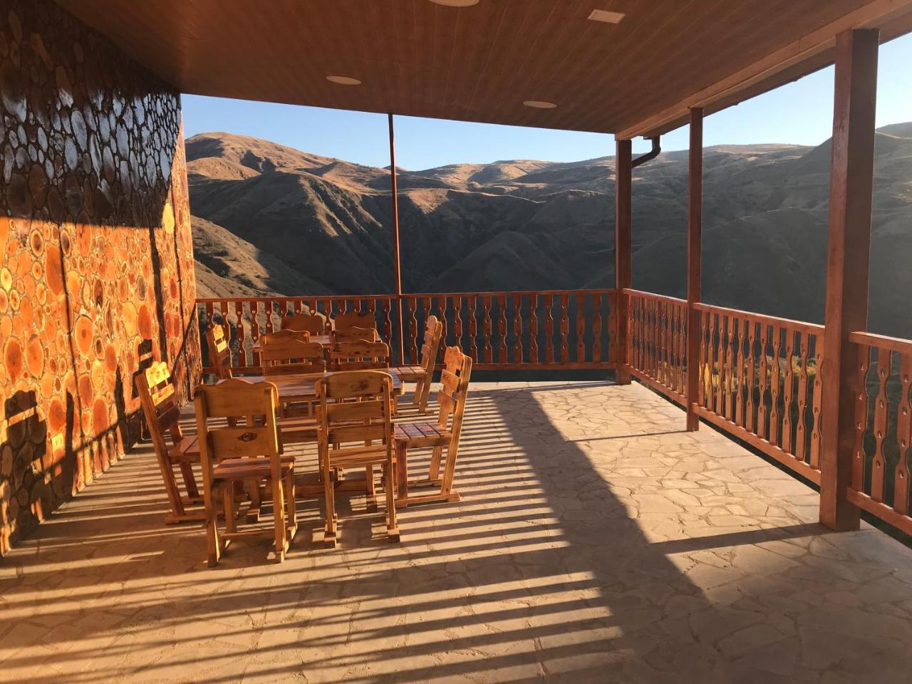 Commune Hotel Garni ภายนอก รูปภาพ