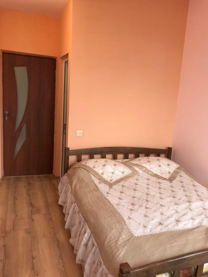 Commune Hotel Garni ภายนอก รูปภาพ